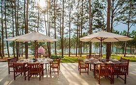 Cereja Hotel & Resort Dalat